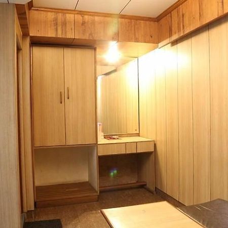 Baba Tourist Lodge 西隆 外观 照片